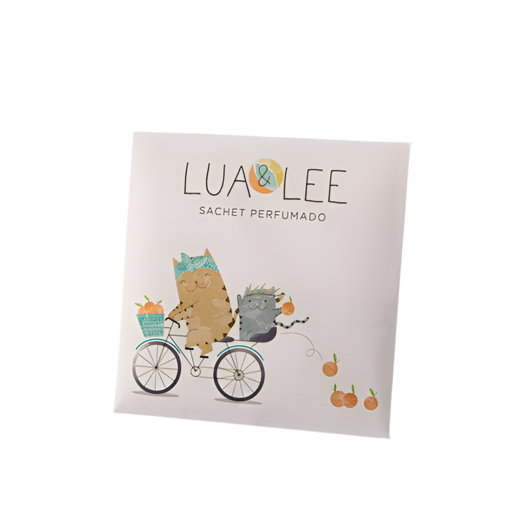 Sachet infantil com toques de naranja y flor blanca Lua&Lee